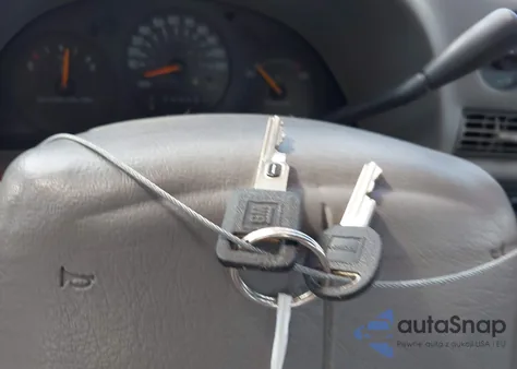 1996 Chevrolet Lumina z USA, uszkodzony, nr VIN 2G1WL52M5T1119727